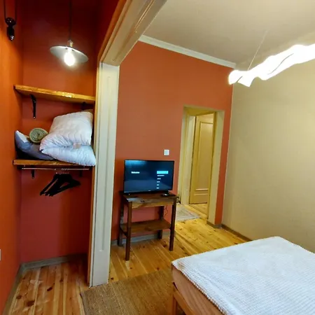 Διαμέρισμα Moon House Red